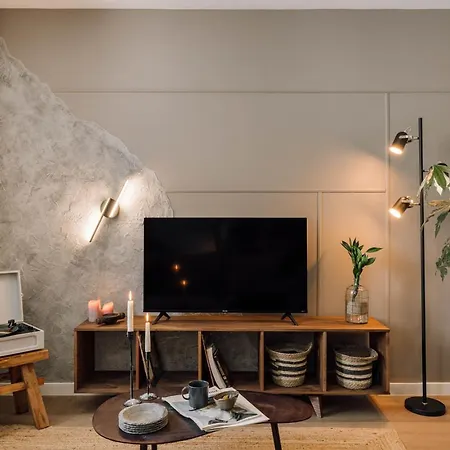 Апартаменты Liac - 2 Bedrooms In Alvalade